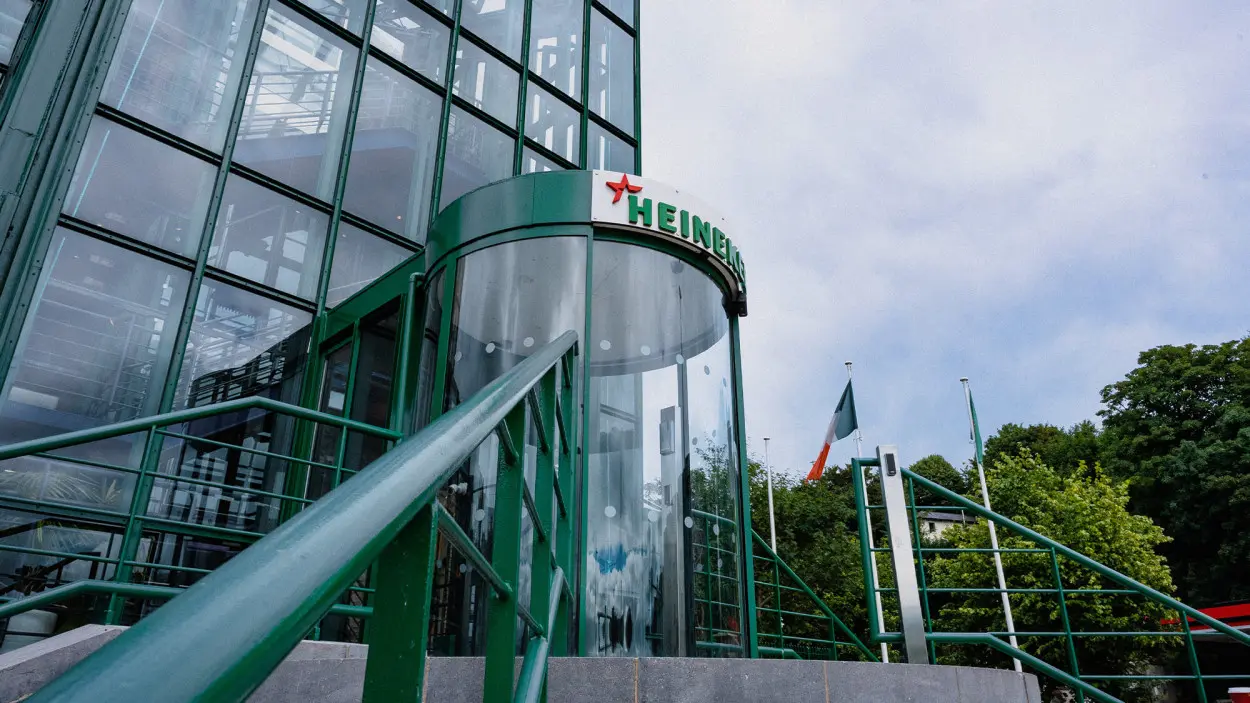 heineken-gal-3