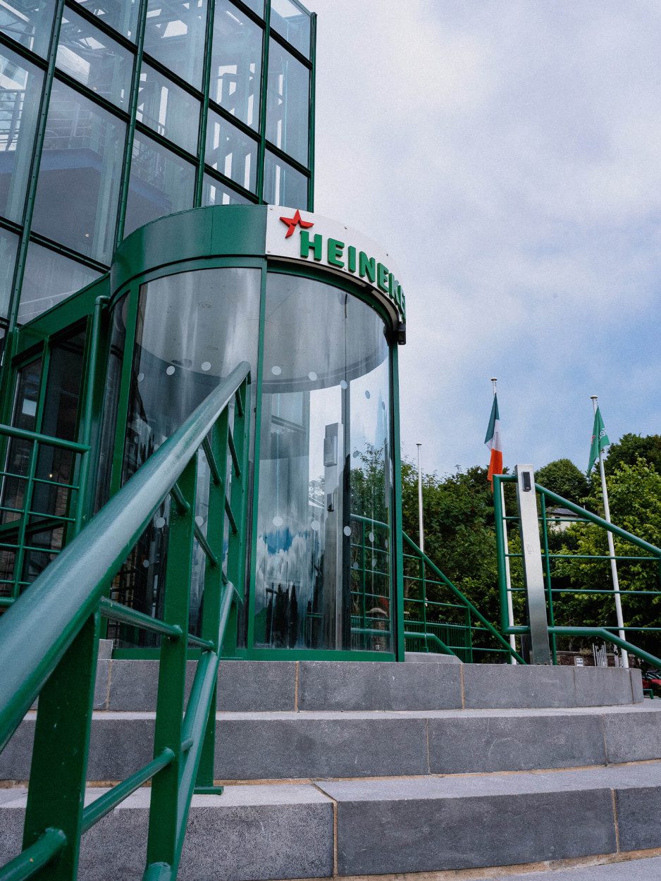 heineken-gal-2